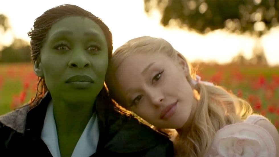 Fact Check: Are glinda and elphaba in love?