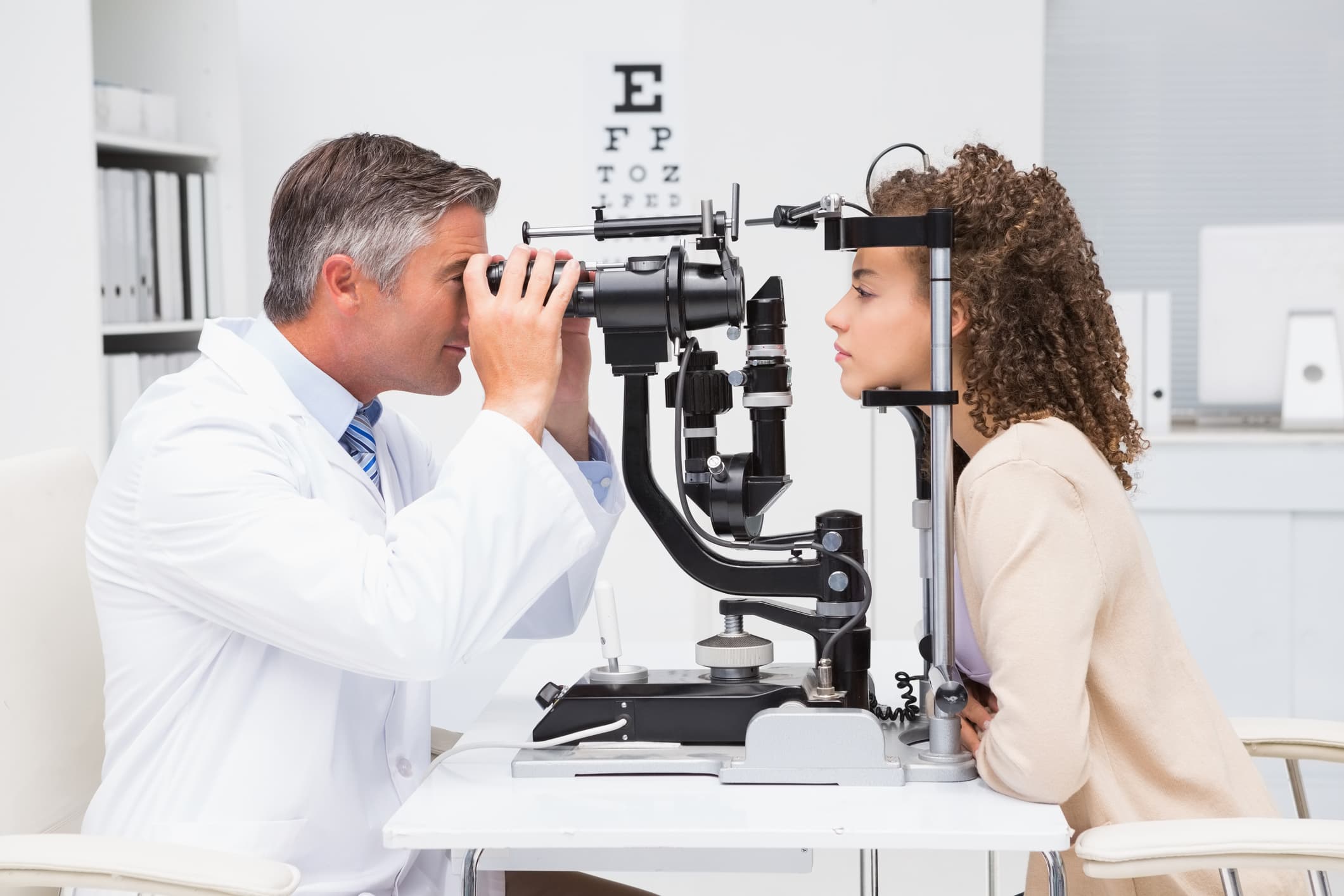Fact Check: Are optometrists doctors?