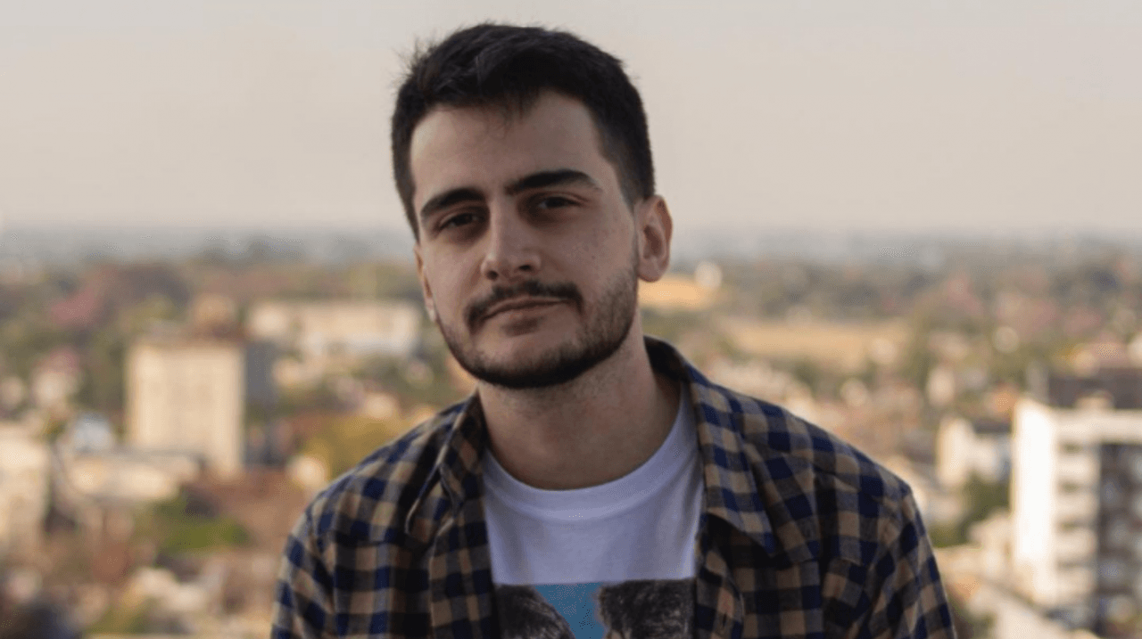 Fact Check: ¿Damian Kuc estaba conspirando para derrocar a Milei y provocar un estallido social contra su gobierno a fines de 2023 cuando éste comenzó su presidencia? En el contexto de su video 'Norma del Pla' publicado en 24 del diciembre de 2023, 5 días después del resultado de las elecciones. 