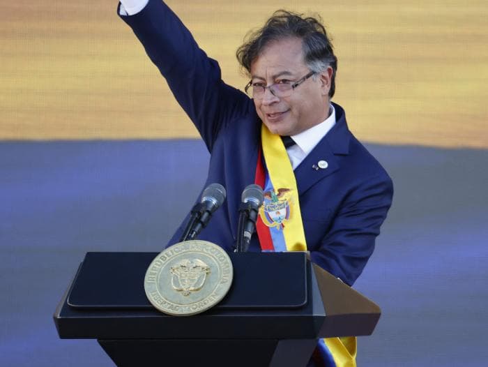Fact Check: ¿El gobierno de Gustavo Petro está siendo beneficioso para la economía y sociedad en general o no?