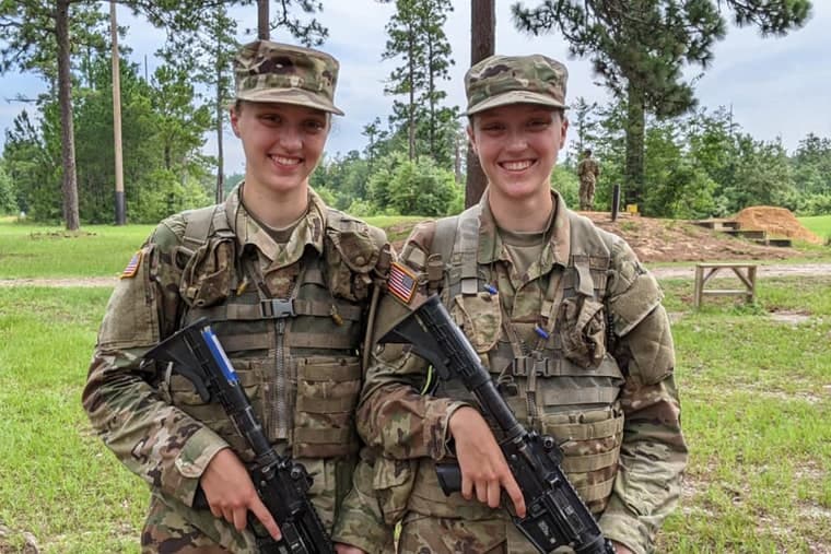 Fact Check: 17 year olds are trained with real guns in the military 

