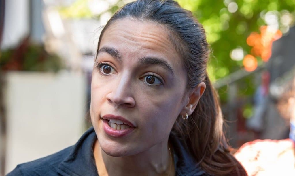 Fact Check: Is AOC married?
