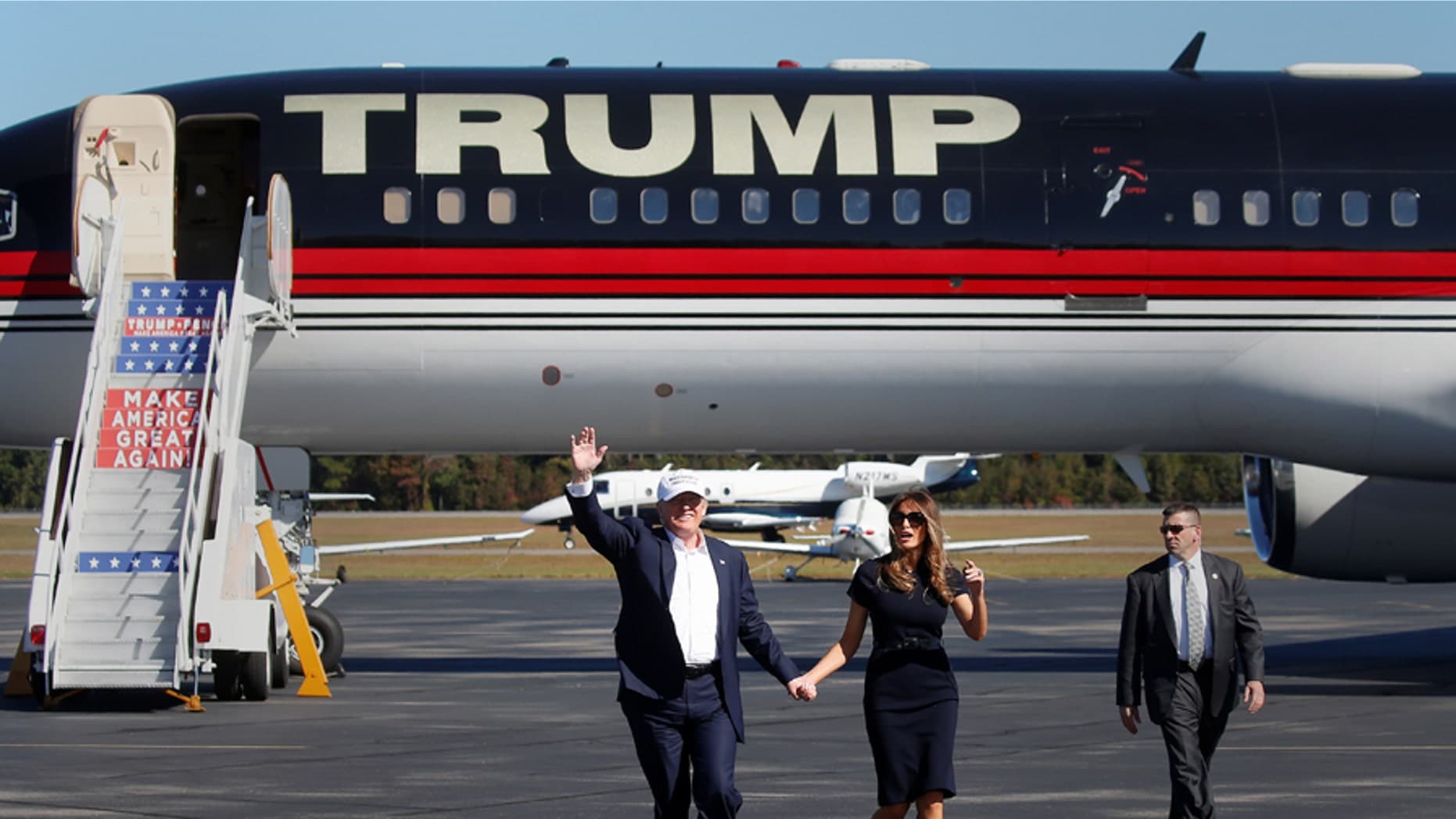 Fact Check: president trump accepting a plane from Qatar
