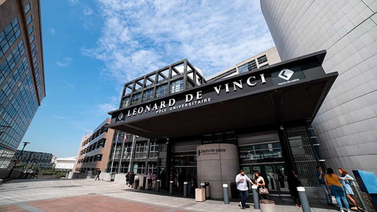 Fact Check: is EMLV paris a good business school 