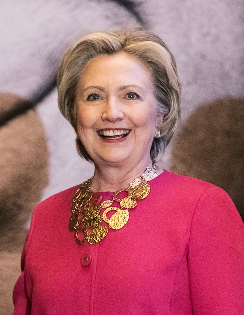 Fact Check: Hillary Clinton jewels
