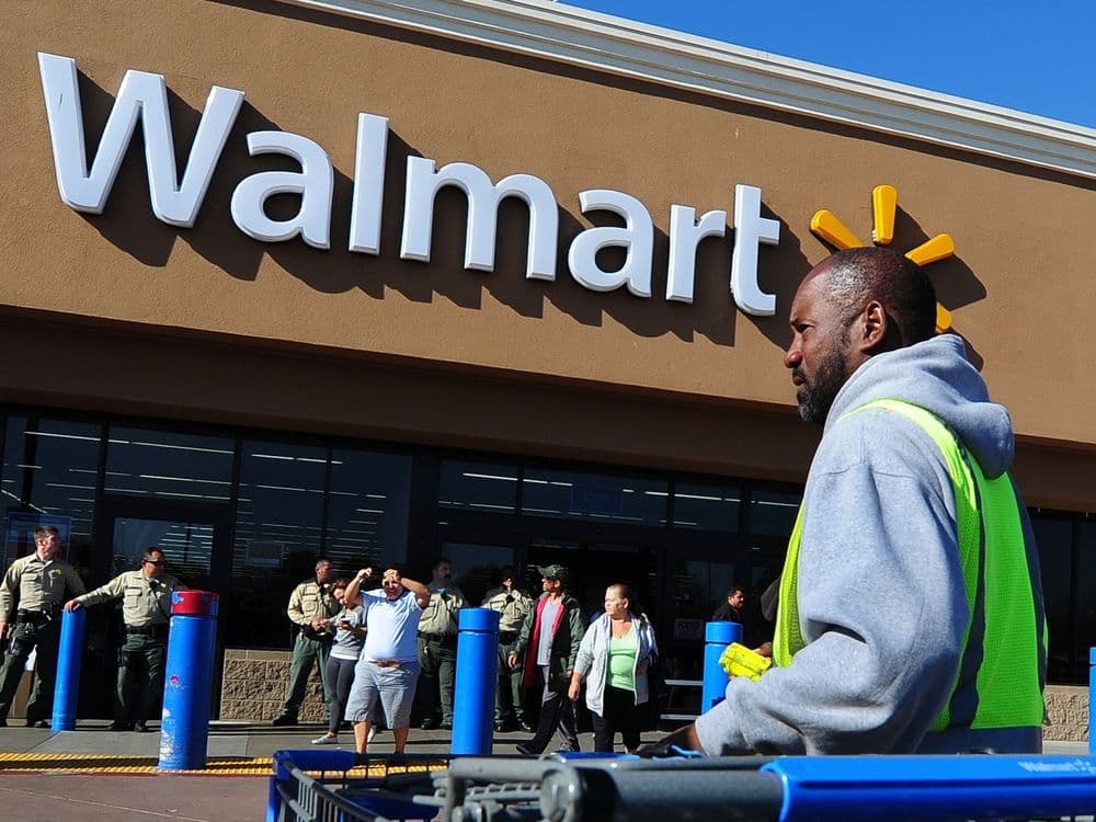 Fact Check: Is Walmart bypassing tariffs by going to canada