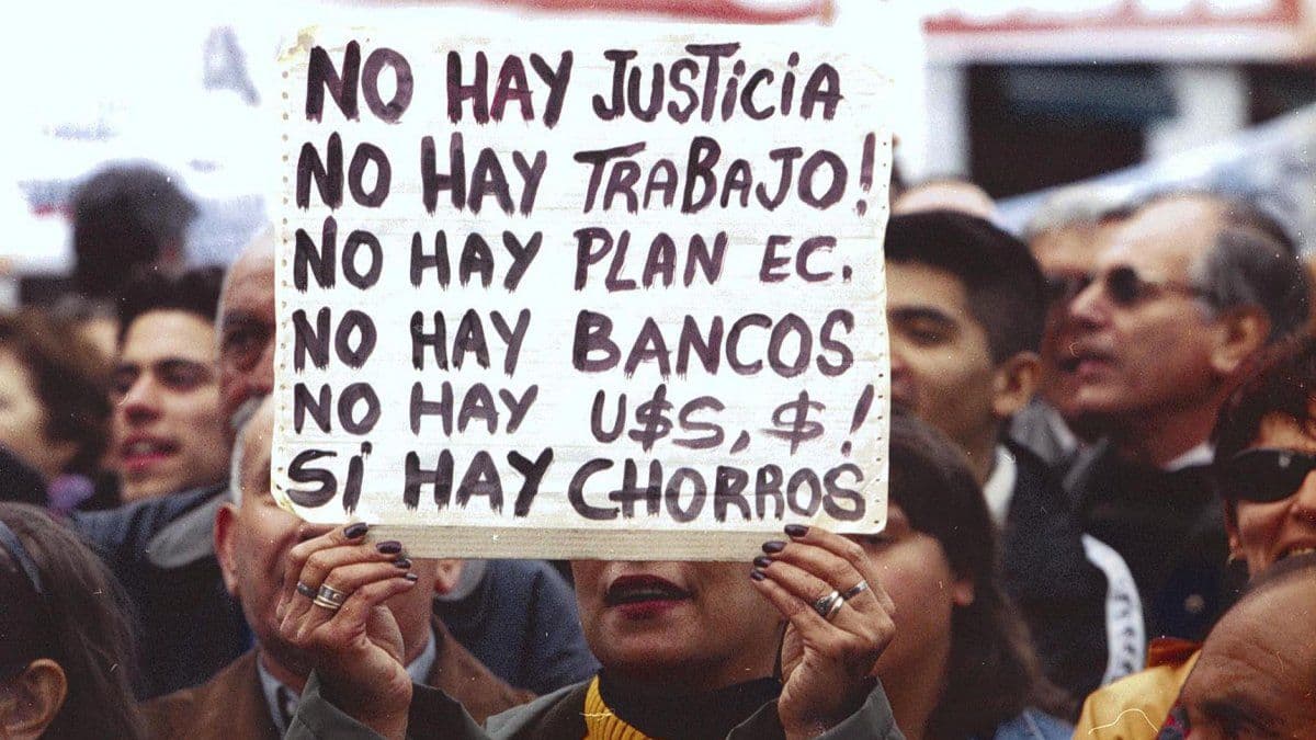 Fact Check: La economía argentina este año estallará como el 2001.