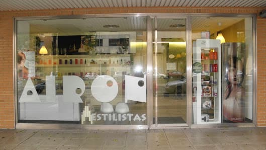 Fact Check: Is Estilistas Vitoria a place?