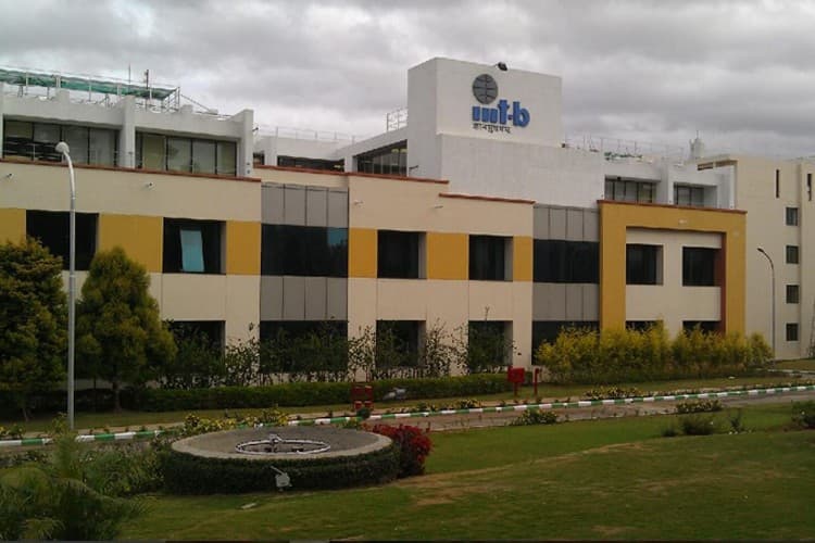 Fact Check: Is IIT located in Bangalore?