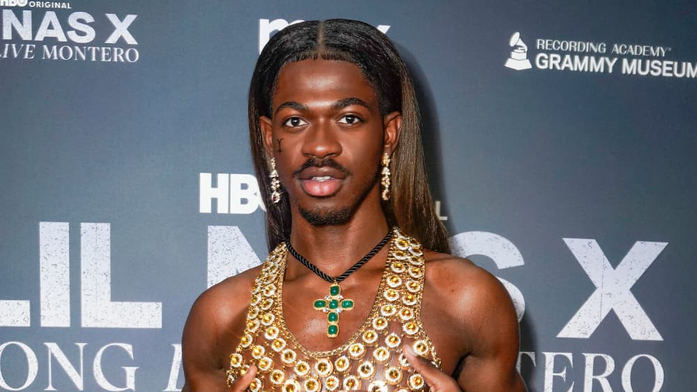 Fact Check: Lil Nas X used to be famous but his newer songs are not.