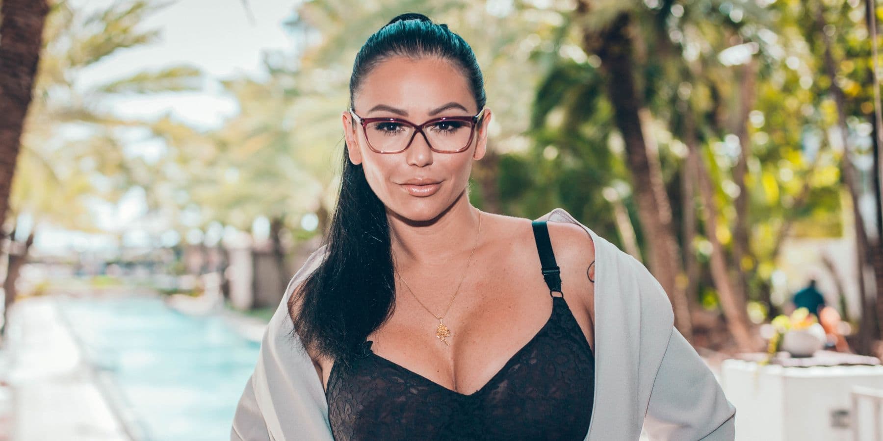 Fact Check: Is JWOWW single?