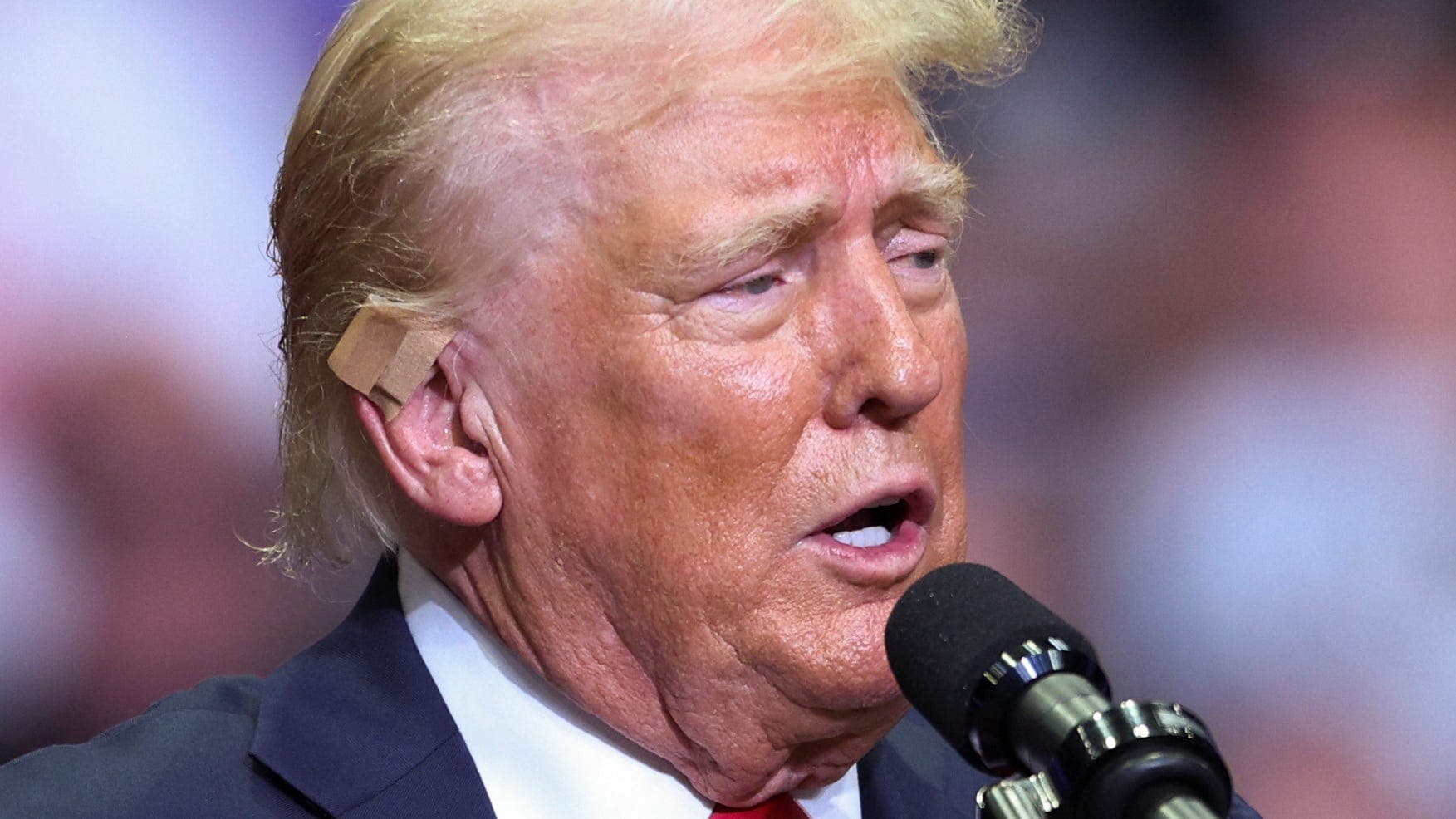 Fact Check: trump has a peepee tape

