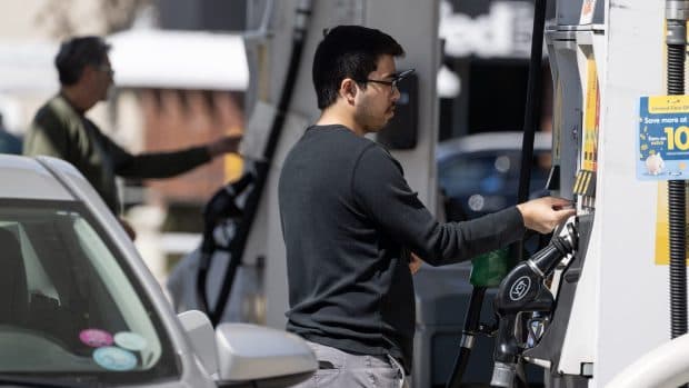 Fact Check: Gasoline prices could jump as much as 25 cents a gallon in the coming weeks