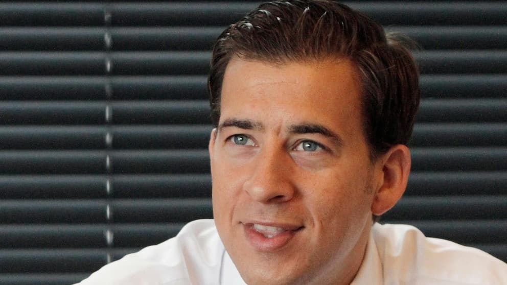 Fact Check: Secretary of State Alexi Giannoulias is creating an audit system to ensure police departments don’t run afoul of a 2023 law banning the distribution of license-plate data.