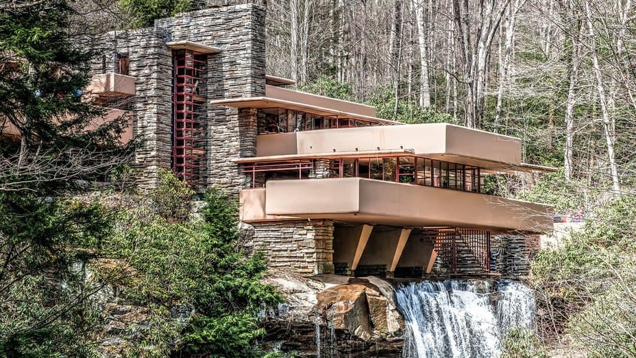 Fact Check: The home now has an estimated value of $3.7 million.