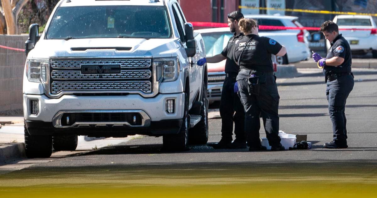 Fact Check: Police previously stated that the resident successfully “interrupted” the attempted auto theft and when officers arrived at the scene, they took four suspects into custody.