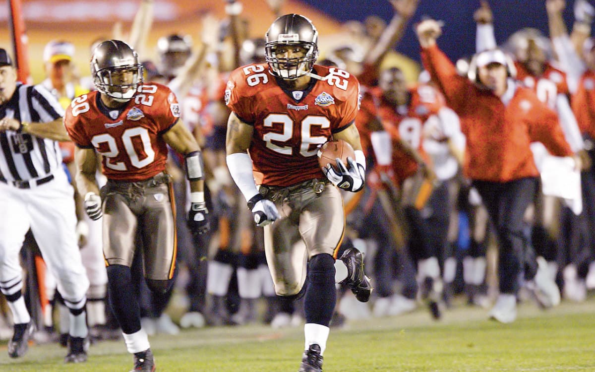 Fact Check: Brown won his first Super Bowl with the Tampa Bay