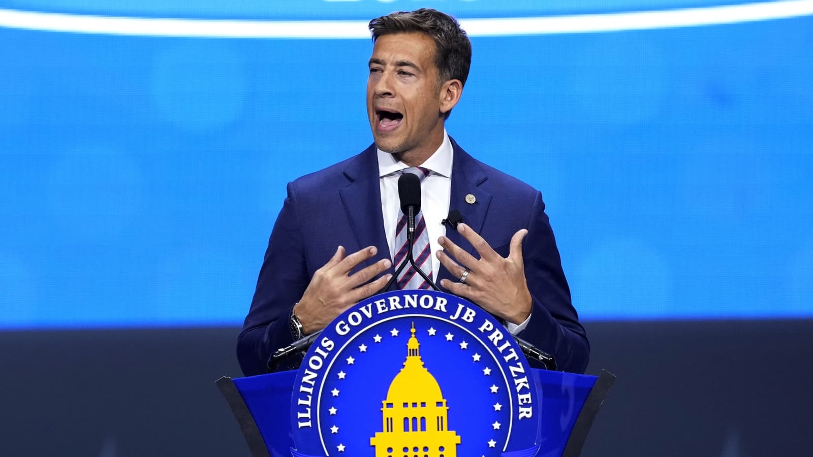 Fact Check: Alexi Giannoulias is creating an audit system to ensure police departments don’t run afoul of a 2023 law banning the distribution of license-plate data to track women seeking abortions or to find undocumented immigrants.
