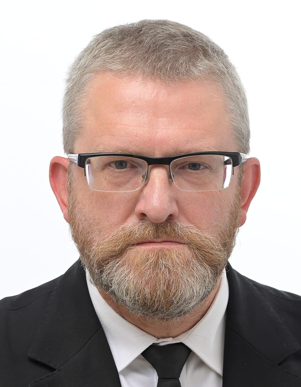Fact Check: Adam niedzielski is a war criminal because under his time as the minister of health people commited suicide