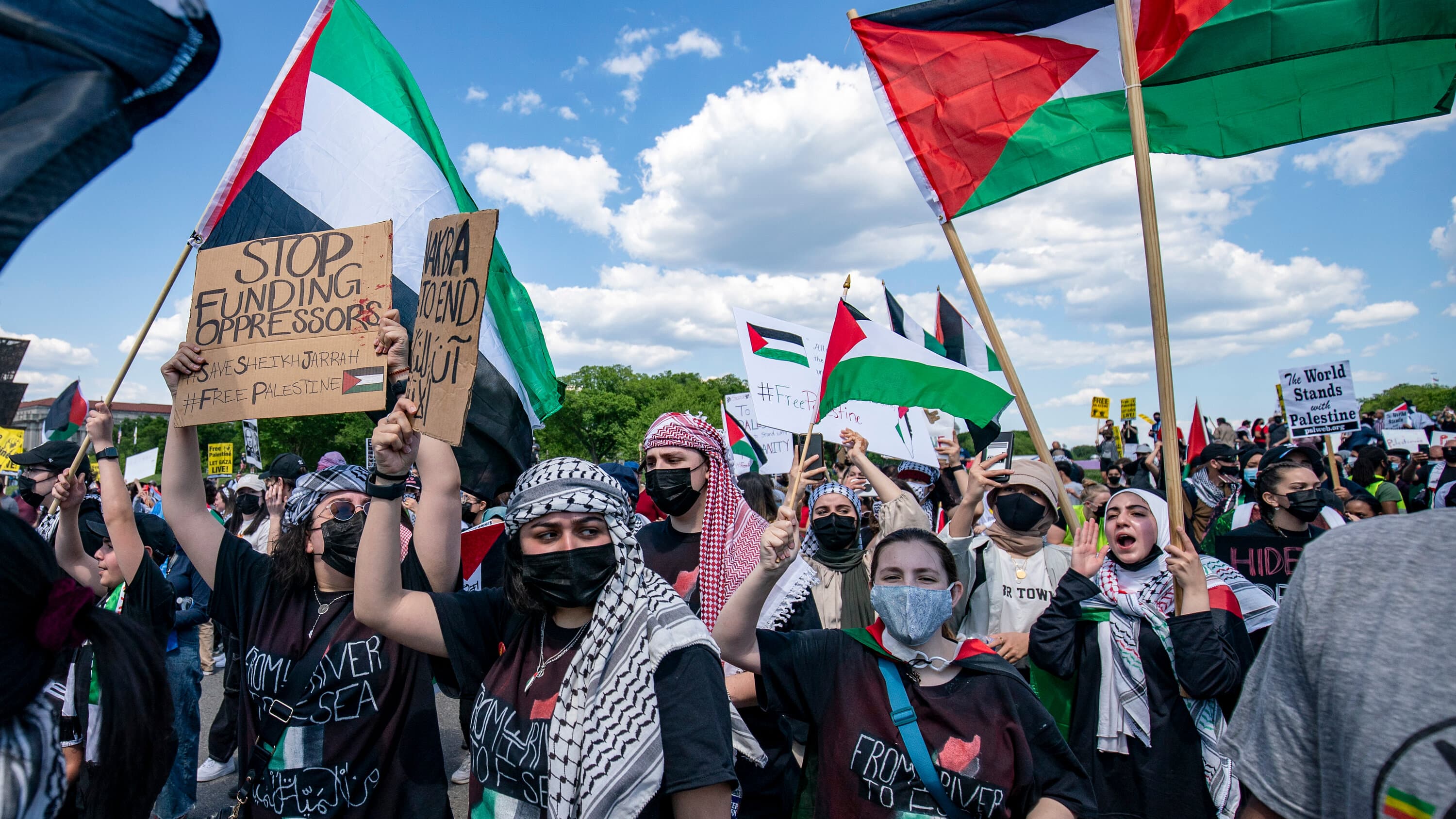 Fact Check: In Philadelphia, 60,000 to 80,000 protesters are expected to attend Saturday.