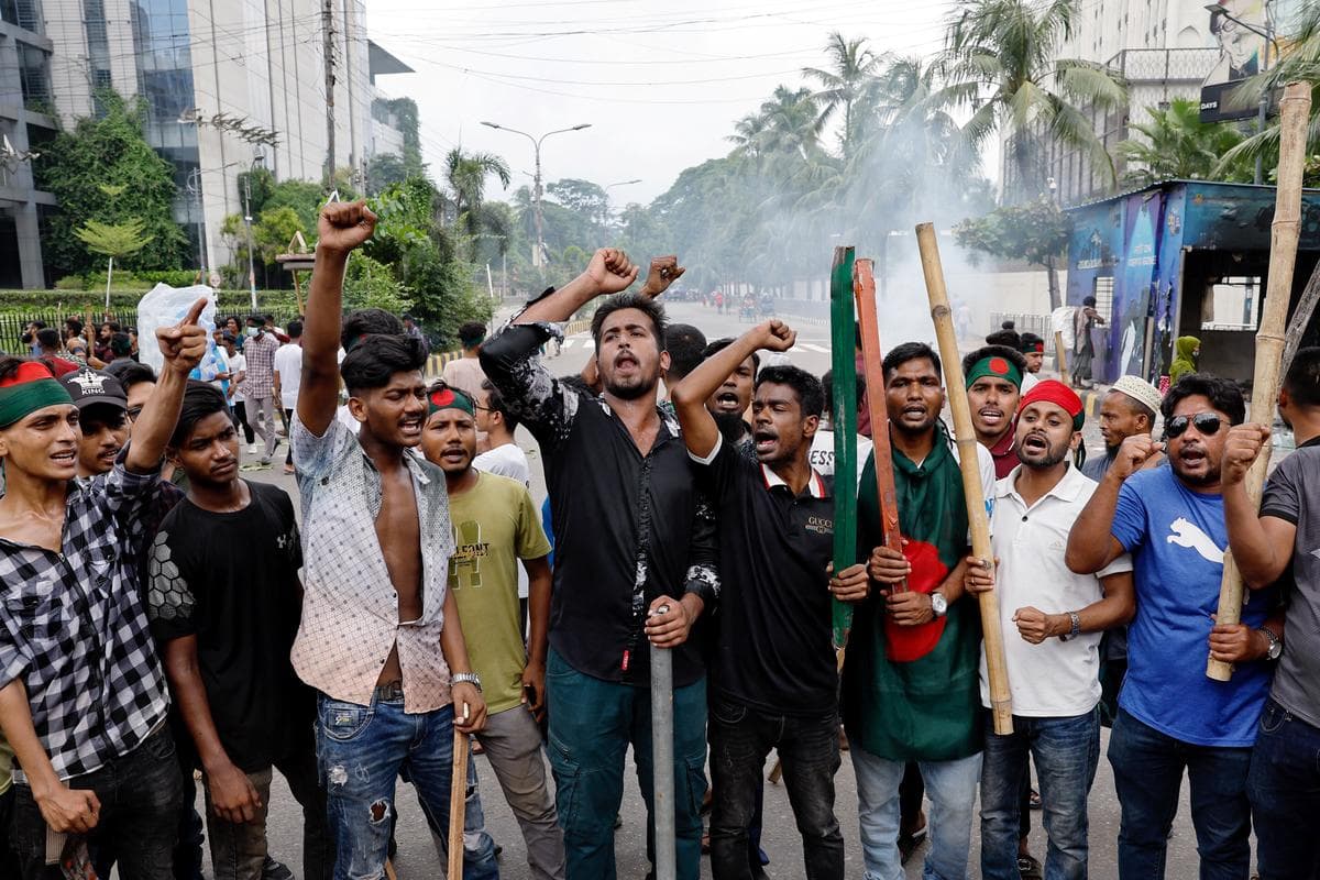 Fact Check: Hundreds of arrests occurred during the protests.