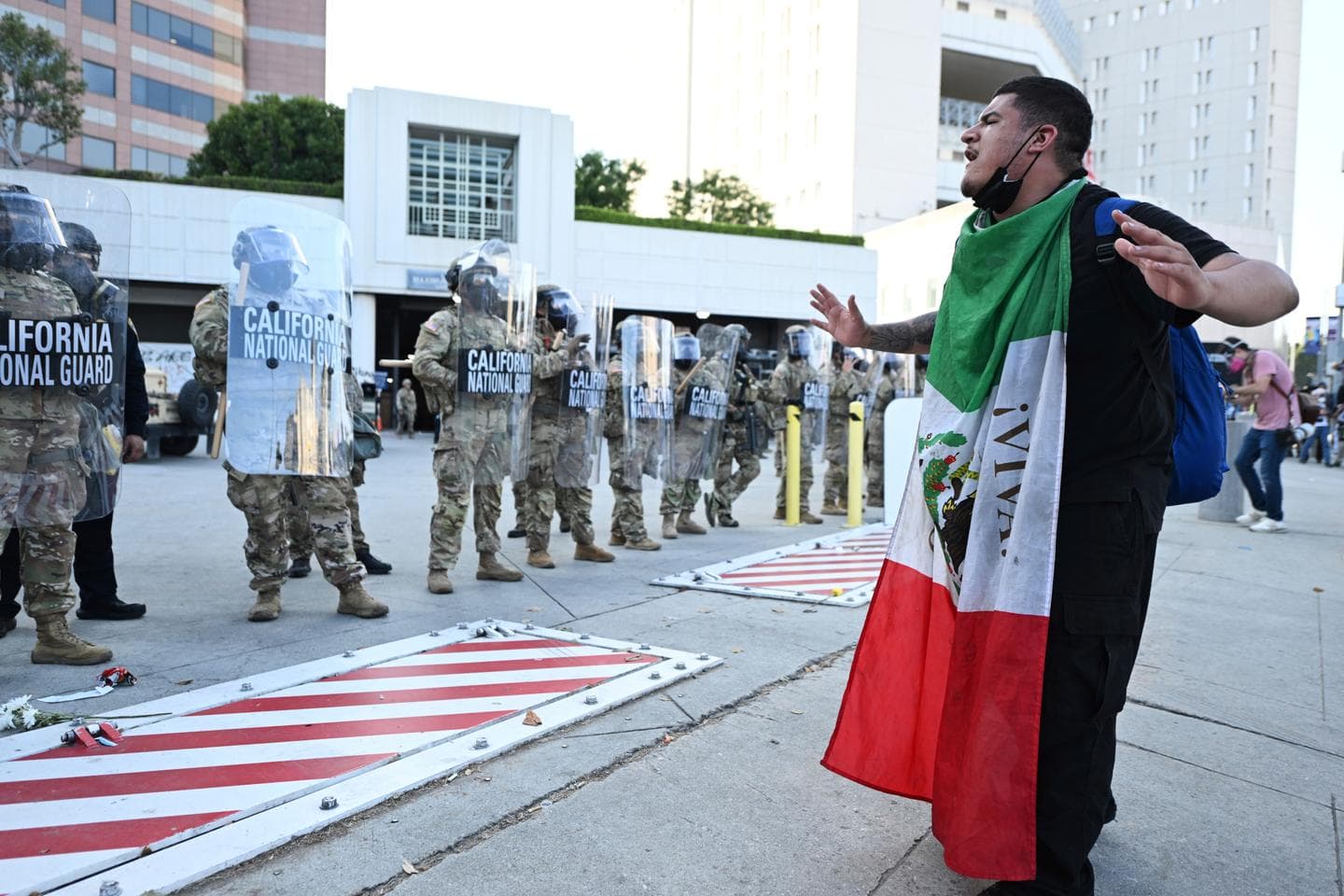 Fact Check: A federal judge ruled that Trump's deployment of the National Guard to Los Angeles was unlawful, but the Ninth Circuit Court of Appeals temporarily blocked this ruling two hours later.