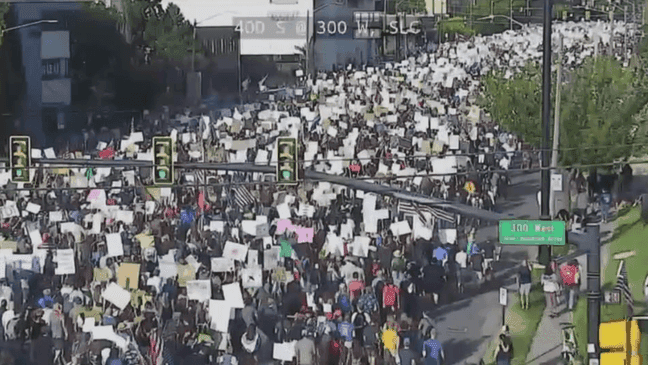 Fact Check: An estimated 10,000 people participated in the 'No Kings' protest in Salt Lake City, Utah, on June 14, 2025.