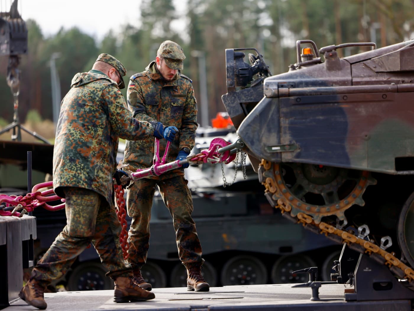 Fact Check: Ruag MRO reached an out-of-court settlement with Global Logistics Support (GLS) regarding 25 Leopard 1 tanks on June 15, 2025.