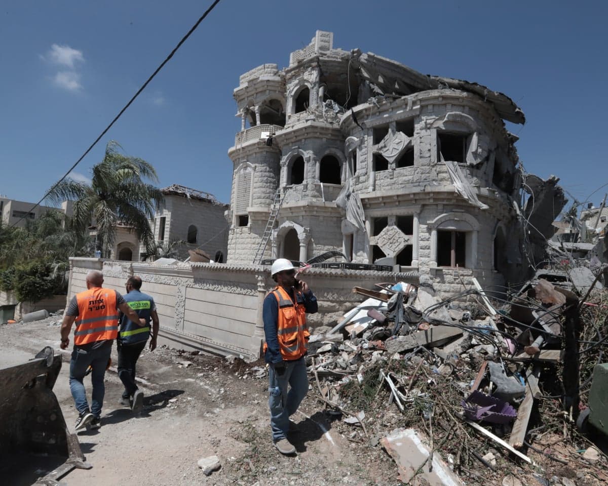 Fact Check: Tamra's mayor, Mussa Abu Rumi, stated that the Israeli government has not invested in public shelters for the Arab part of society since the creation of the state.