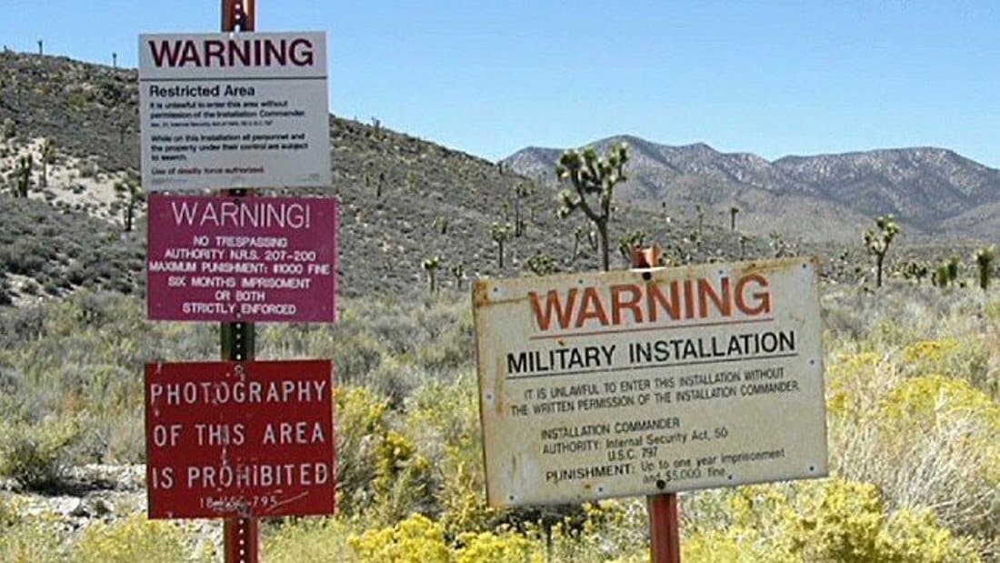 Fact Check: It is possible to enter the 51 Area, it offers private tours sometimes for 400$ by the Department of Defense