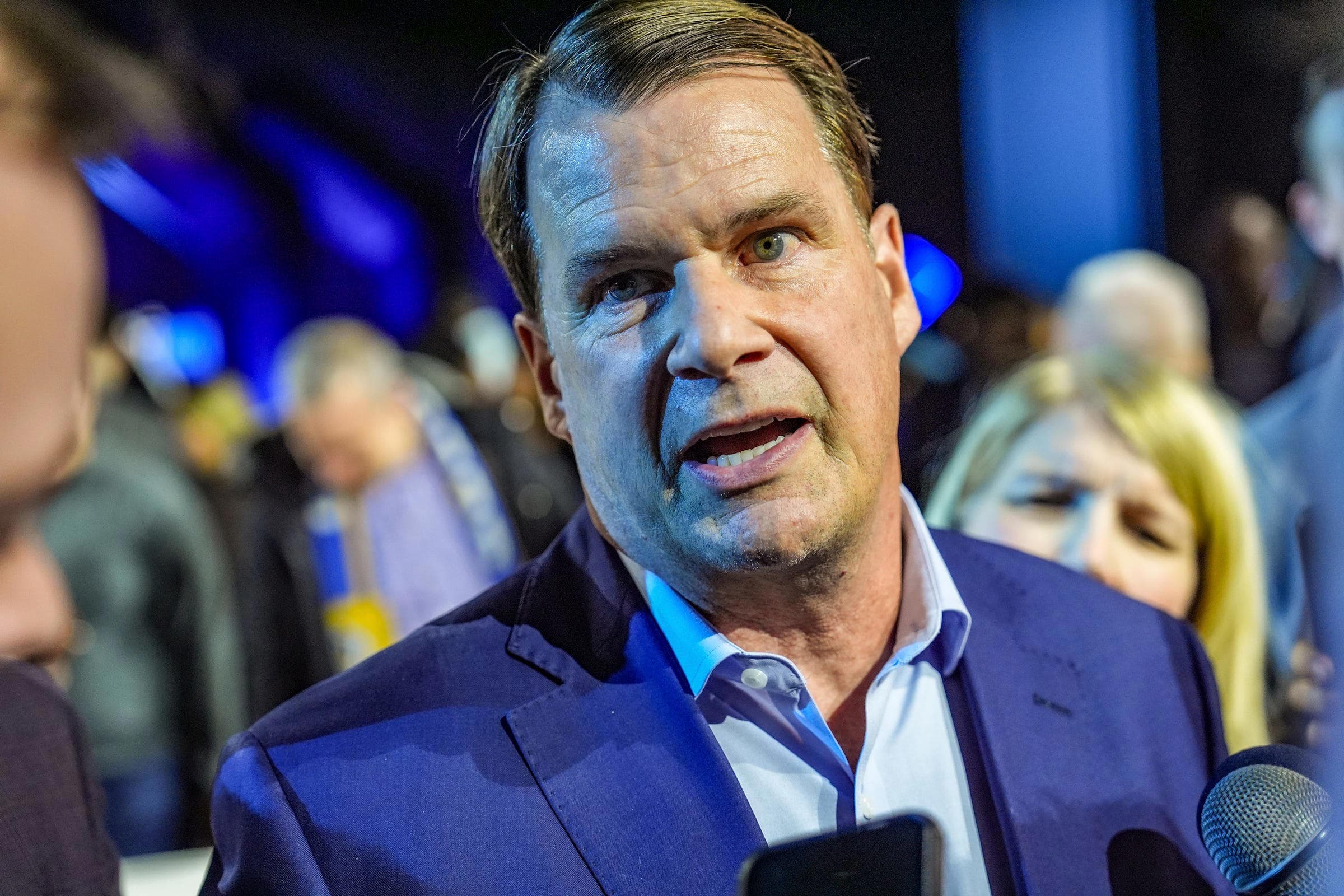 Fact Check: Ford CEO Jim Farley stated that a rare earth minerals shortage caused the automaker to temporarily shut down one of its plants in May 2025.
