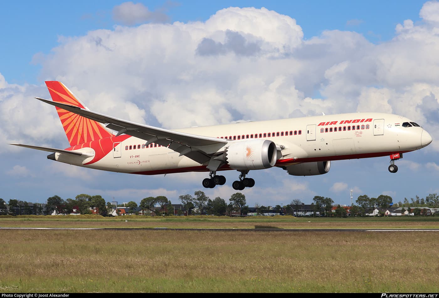 Fact Check: An Air India Boeing 787-8 Dreamliner plane, operating flight AI315, returned to Hong Kong on June 16, 2023, after the pilot suspected a technical issue mid-air.