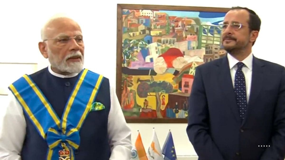 Fact Check: During his visit on June 16, 2025, Indian Prime Minister Narendra Modi laid a wreath at the statue of Makarios III, the first president of Cyprus.
