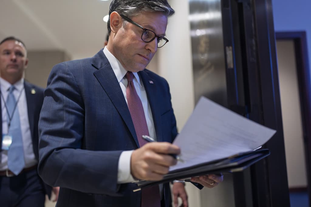 Fact Check: Senate Republicans are calling for a $5 trillion increase in the debt ceiling, which is $1 trillion above the limit set by the House.