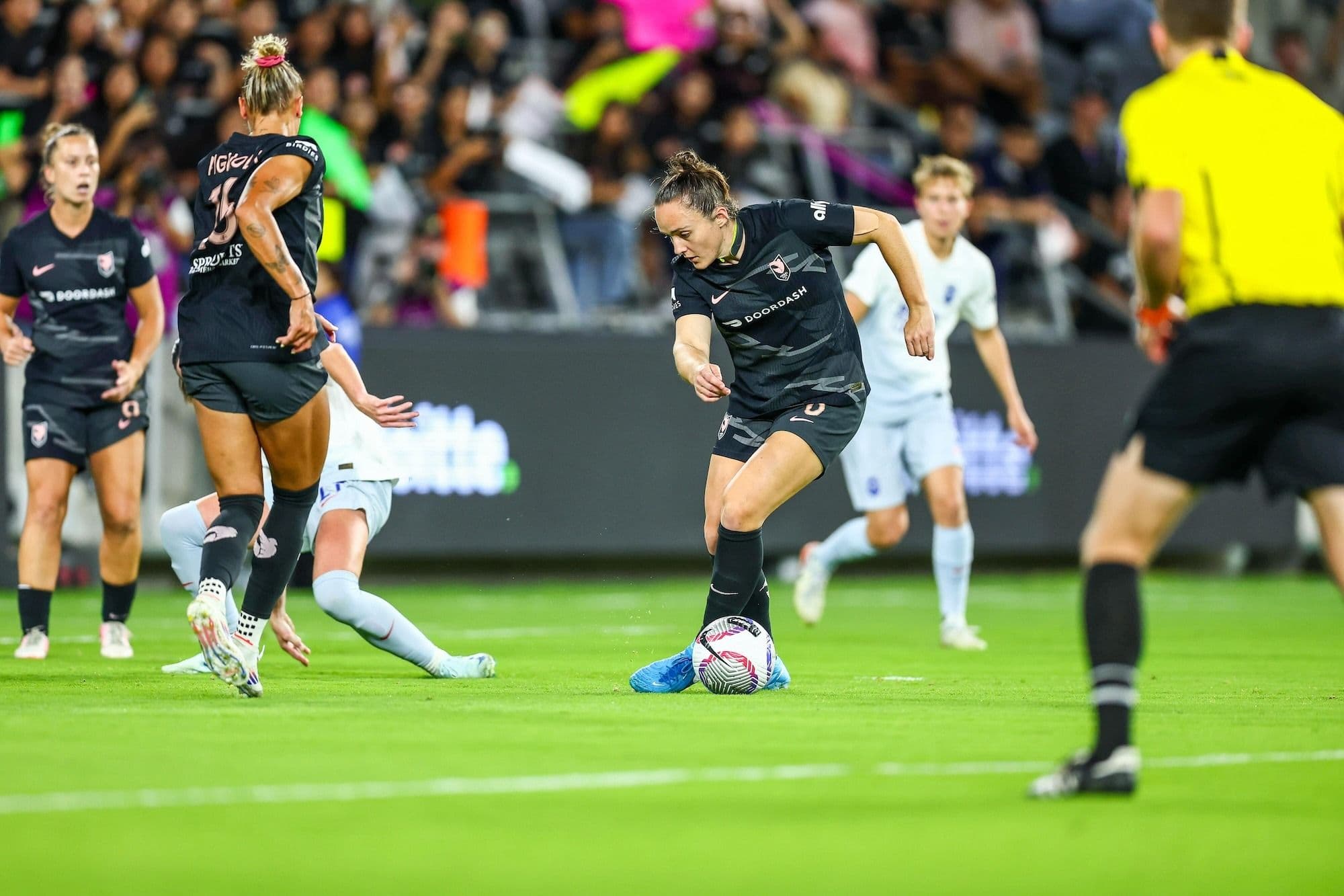 Fact Check: Angel City, LA’s NWSL team, wore shirts that proclaimed themselves 'Immigrant City Football Club' before their game against the North Carolina Courage on September 30, 2023, to make a statement on immigration raids in LA.