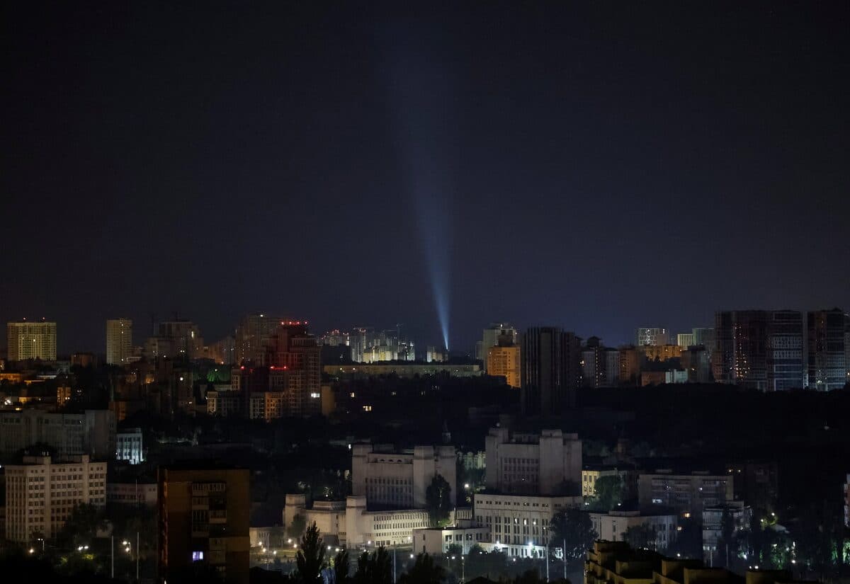 Fact Check: Ukrainian officials urged residents to remain in shelters as the air raid alert remained active into the evening following the Russian attack on October 10, 2023.