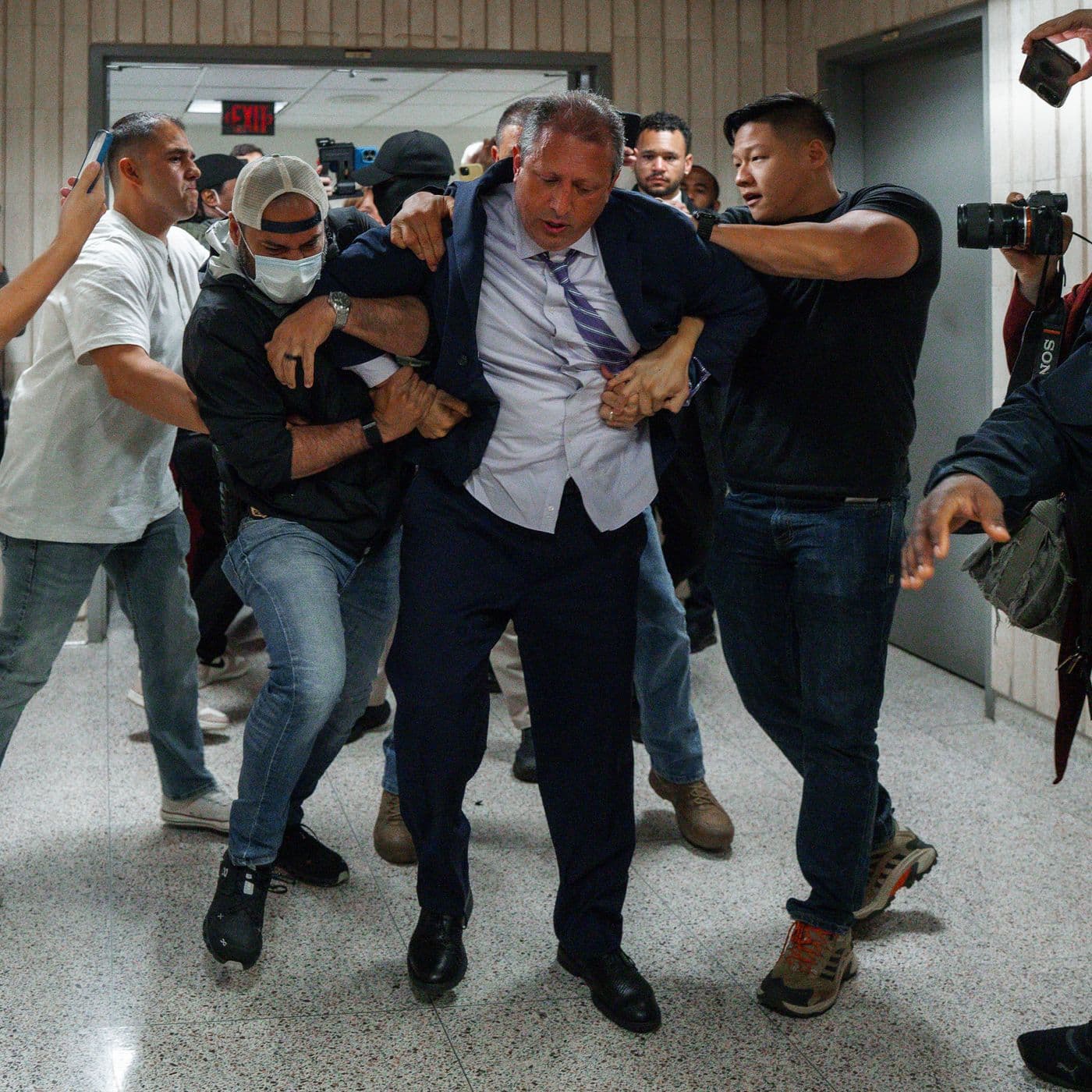 Fact Check: ICE claims assaults on agents surged 413% amid Lander's arrest.