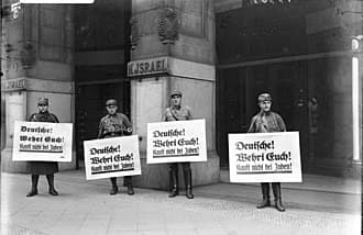 Fact Check: Zionists allied with nazi Germany from 1933 to 1945 spying on the British in Palestine for the nazi germans during WW2 and helping nazis escape from Europe after 1945
