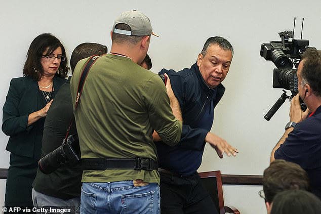 Fact Check: Senator Padilla removed from press event for shouting at Noem.