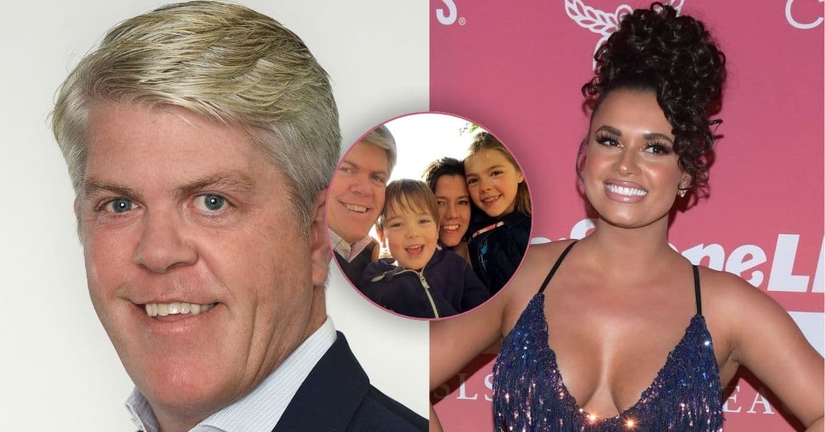 Fact Check: Perry allegedly threatened Dixon's job if he ignored sexual advances.