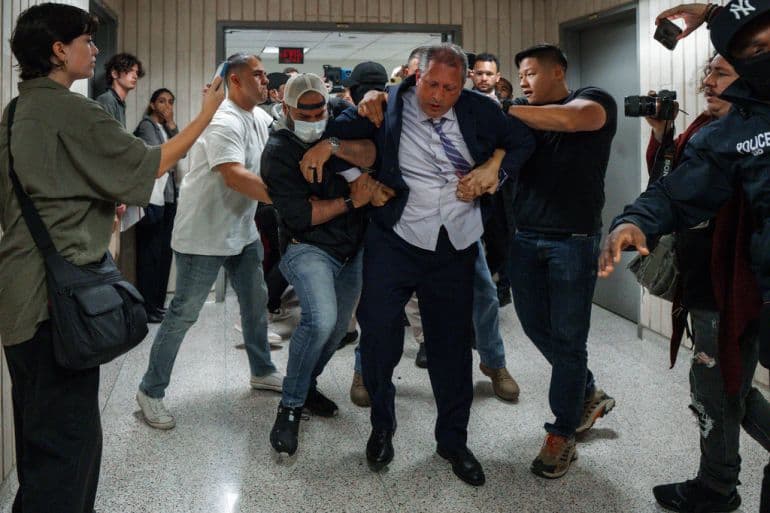 Fact Check: Brad Lander arrested by ICE while escorting a defendant out of court.