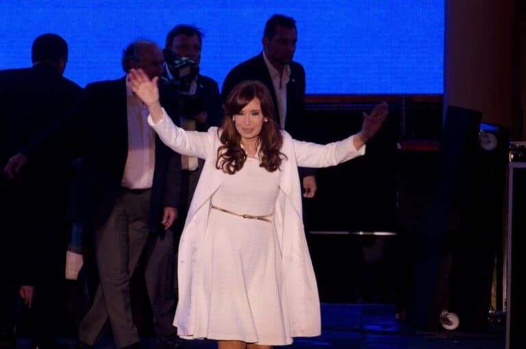 Fact Check: Cristina Kirchner granted house arrest despite six-year prison sentence.