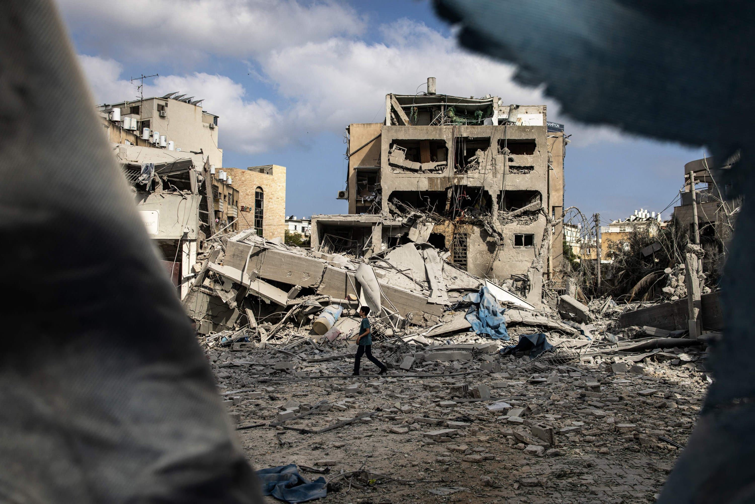 Fact Check: Iran fired 400 missiles in retaliation, killing at least 24 in Israel.