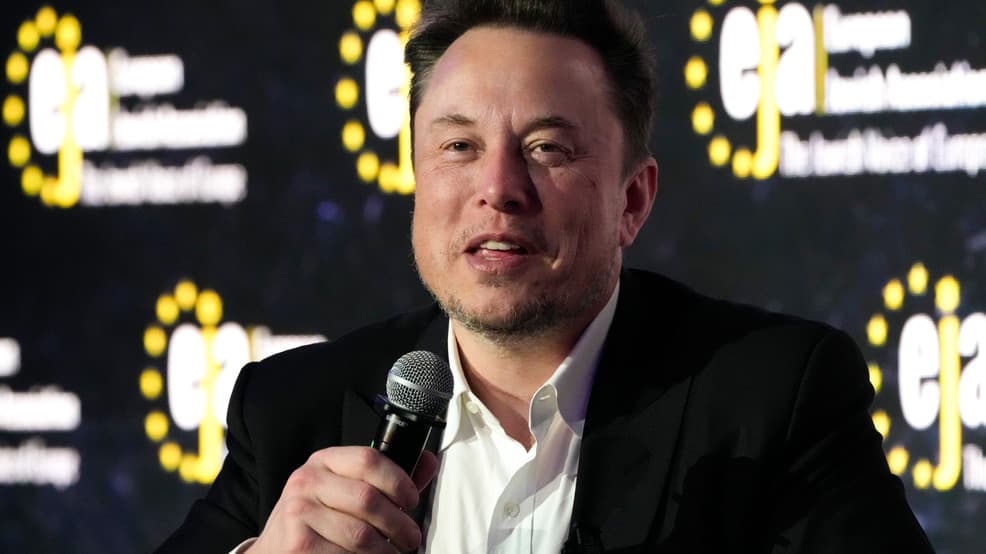 Fact Check: Elon Musk cried in the white house