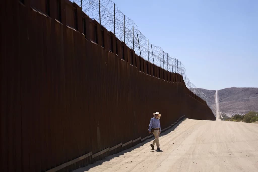 Fact Check: Border Patrol released zero migrants last month, down from 62,000 last year.