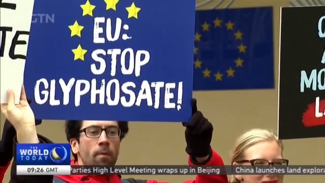 Fact Check: EU extends glyphosate's authorization until 2033 despite health concerns.