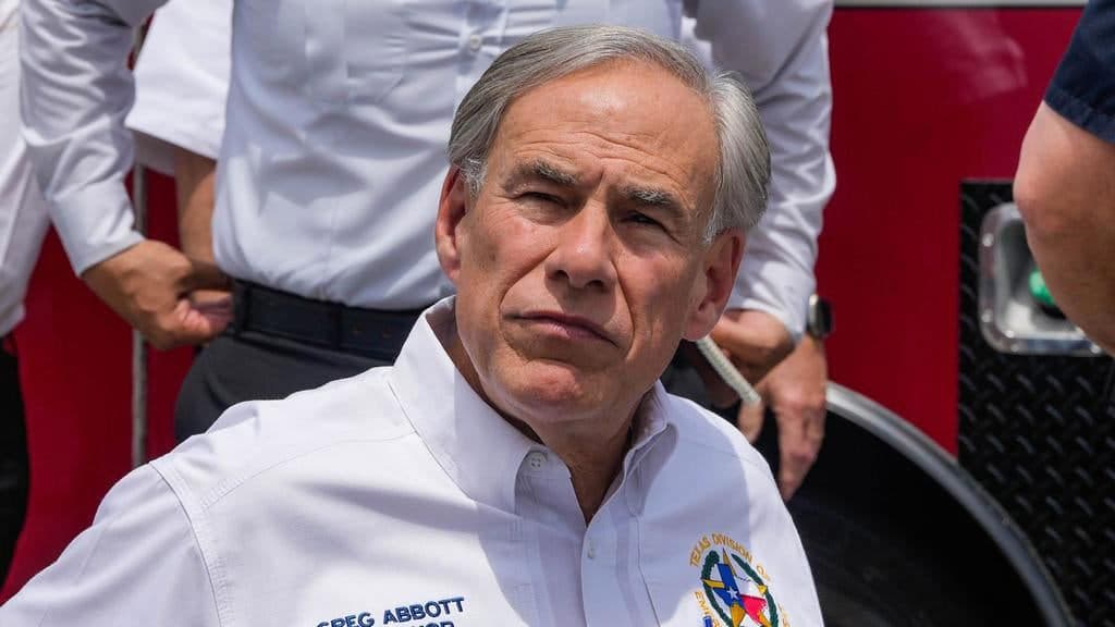 Fact Check: $3 billion spent on Texas border wall yields only 8 miles of construction.