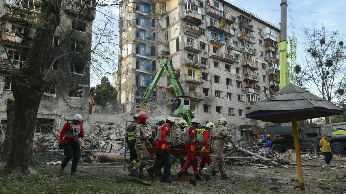 Fact Check: 23 victims were trapped inside the collapsed building during the missile strike.