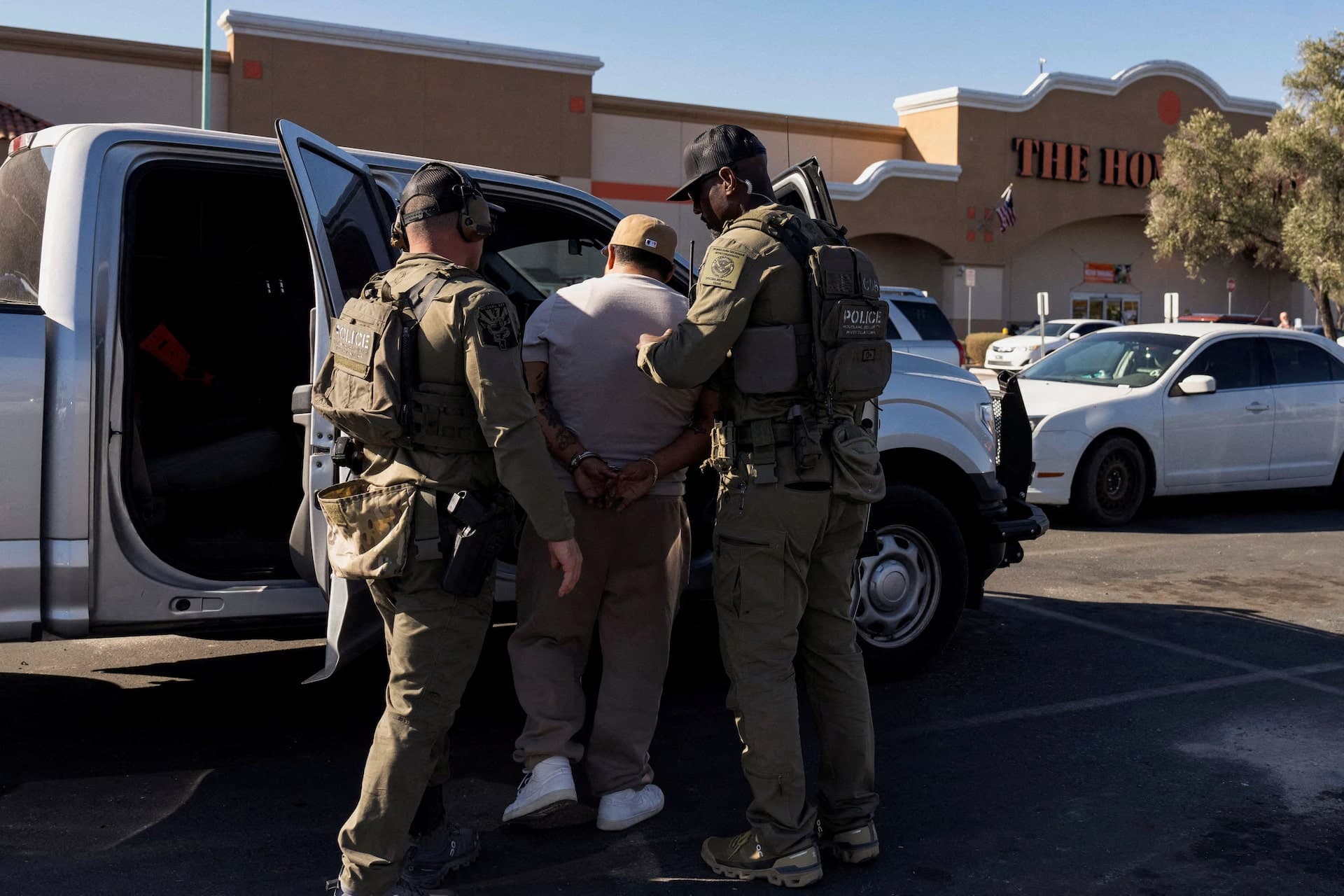 Fact Check: 75% of arrested immigrants had prior criminal convictions, claims Homeland Security.