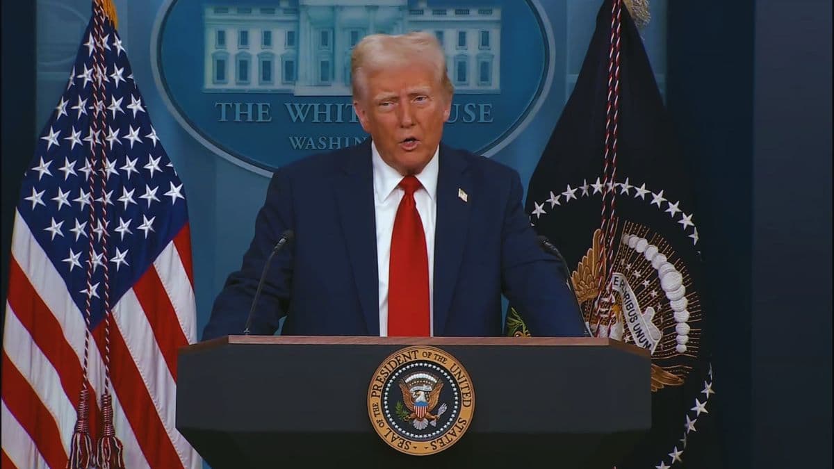 Fact Check: Trump confirms Carlson apologized for 'too strong' comments.